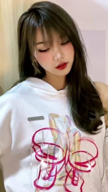 成人女孩可爱视频