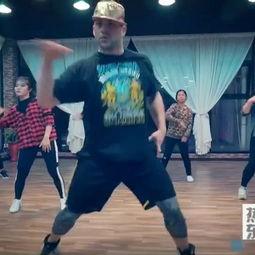 古田舞蹈成人舞蹈视频,成人舞蹈视频中的古田风情展现